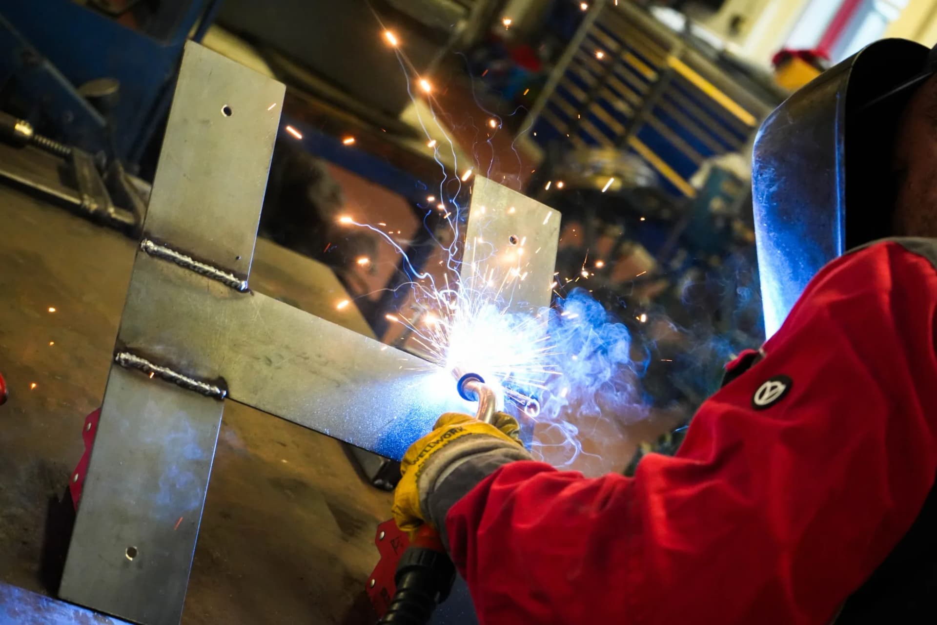 Schweißarbeiten in der Brodschelm Werkstatt